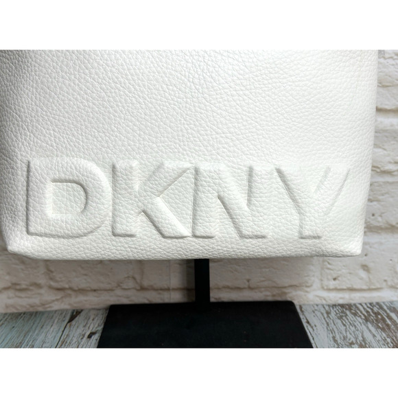 DKNY Donna Karen Zia‎ Small Hobo White Ivory Handbag Shoulder Bag - Picture 16 of 16